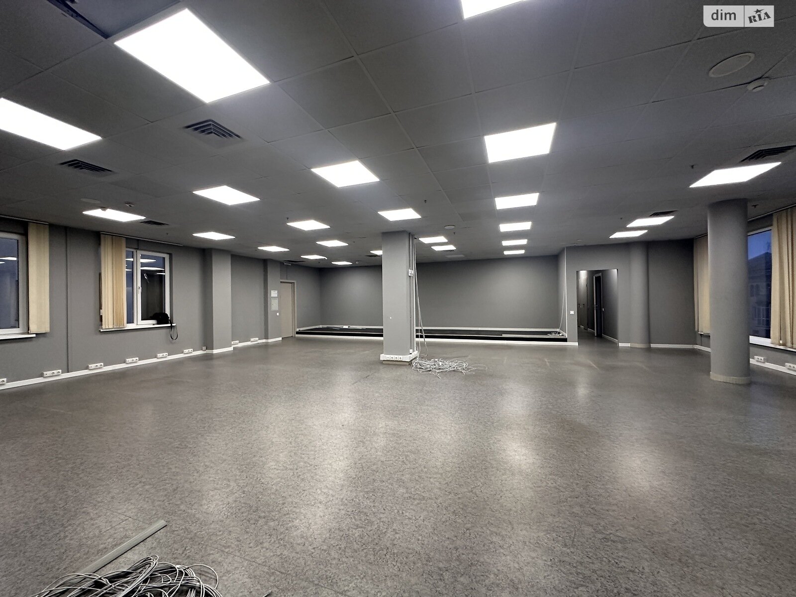 Аренда офисного помещения в Виннице, Соборная улица, помещений - 5, этаж - 3 фото 1 Аренда офисного помещения в Виннице, Соборная улица, помещений - 5, этаж - 3 фото 1
