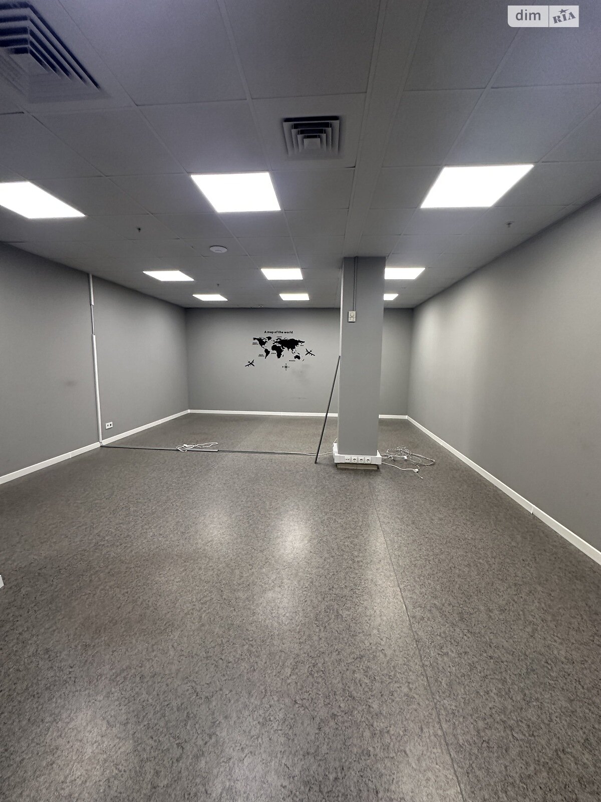 Аренда офисного помещения в Виннице, Соборная улица, помещений - 5, этаж - 3 фото 1 Аренда офисного помещения в Виннице, Соборная улица, помещений - 5, этаж - 3 фото 1