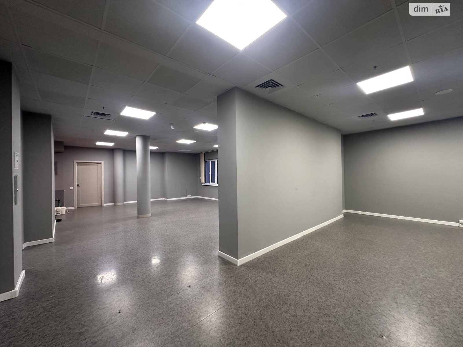 Аренда офисного помещения в Виннице, Соборная улица, помещений - 5, этаж - 3 фото 1 Аренда офисного помещения в Виннице, Соборная улица, помещений - 5, этаж - 3 фото 1