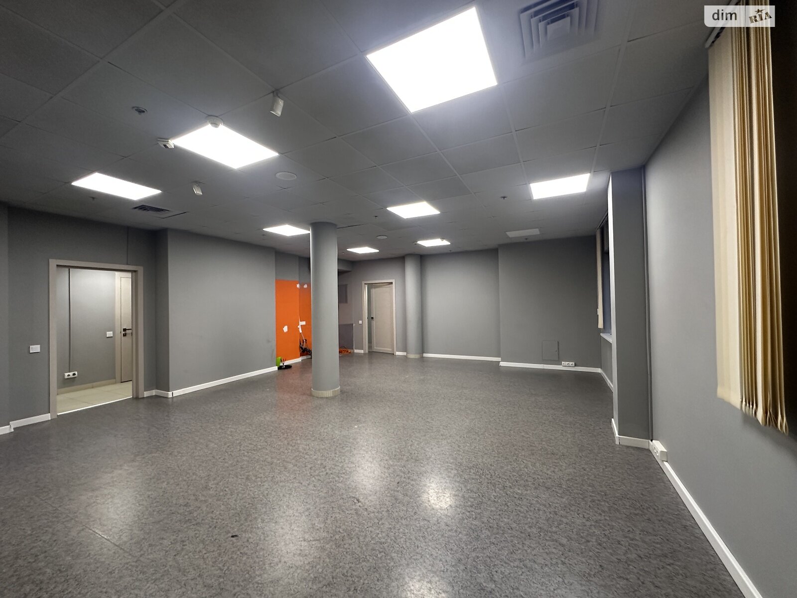 Аренда офисного помещения в Виннице, Соборная улица, помещений - 5, этаж - 3 фото 1 Аренда офисного помещения в Виннице, Соборная улица, помещений - 5, этаж - 3 фото 1
