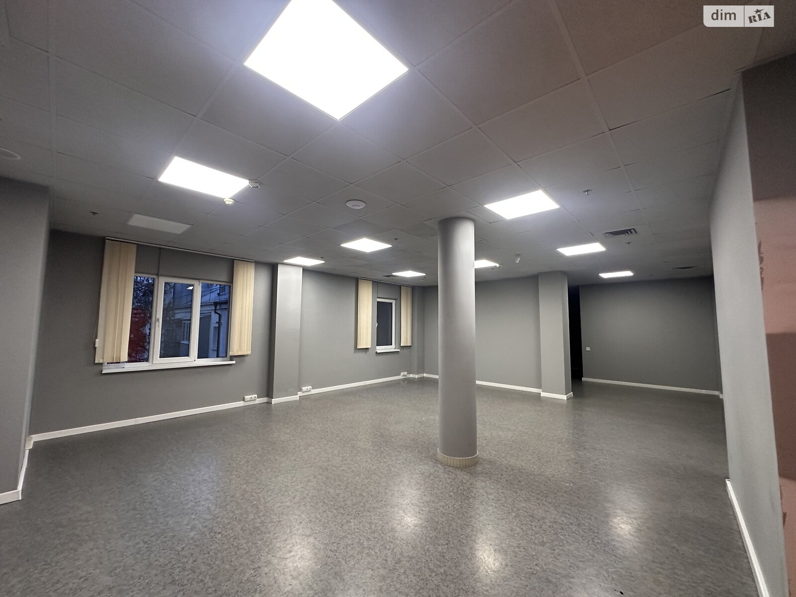 Аренда офисного помещения в Виннице, Соборная улица, помещений - 5, этаж - 3 фото 1 Аренда офисного помещения в Виннице, Соборная улица, помещений - 5, этаж - 3 фото 1