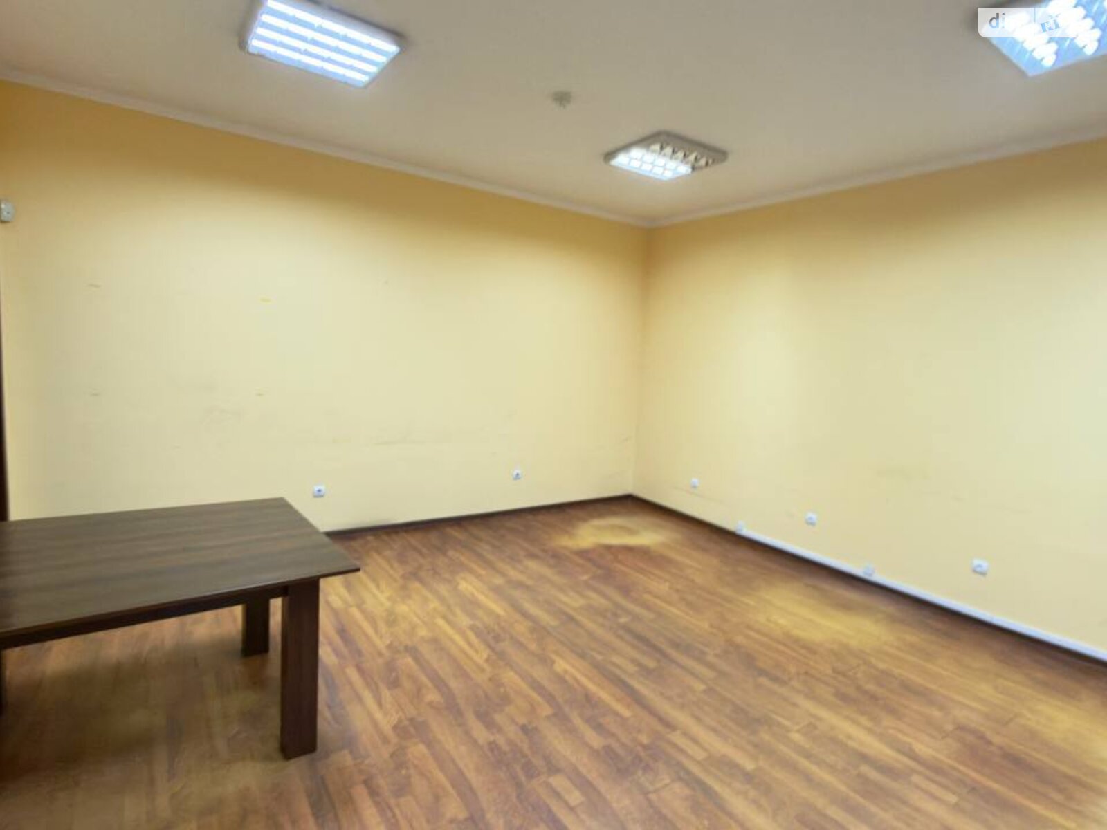 Аренда офисного помещения в Виннице, Николая Оводова улица 15, помещений - 1, этаж - 2 фото 1 Аренда офисного помещения в Виннице, Николая Оводова улица 15, помещений - 1, этаж - 2 фото 1