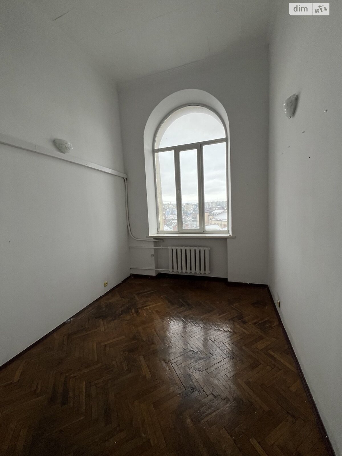 Аренда офисного помещения в Виннице, Освобождения улица 2, помещений - 1, этаж - 3 фото 1 Аренда офисного помещения в Виннице, Освобождения улица 2, помещений - 1, этаж - 3 фото 1