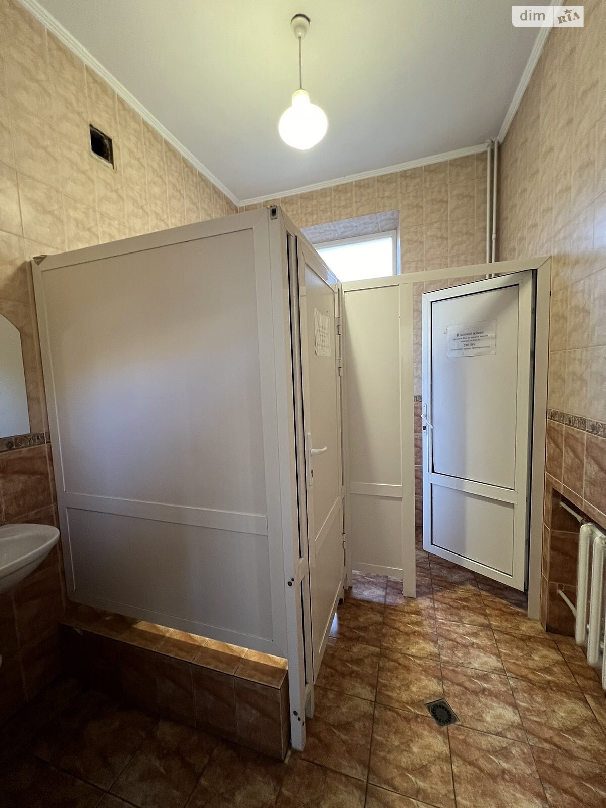 Аренда офисного помещения в Виннице, Освобождения улица 2, помещений - 1, этаж - 3 фото 1 Аренда офисного помещения в Виннице, Освобождения улица 2, помещений - 1, этаж - 3 фото 1