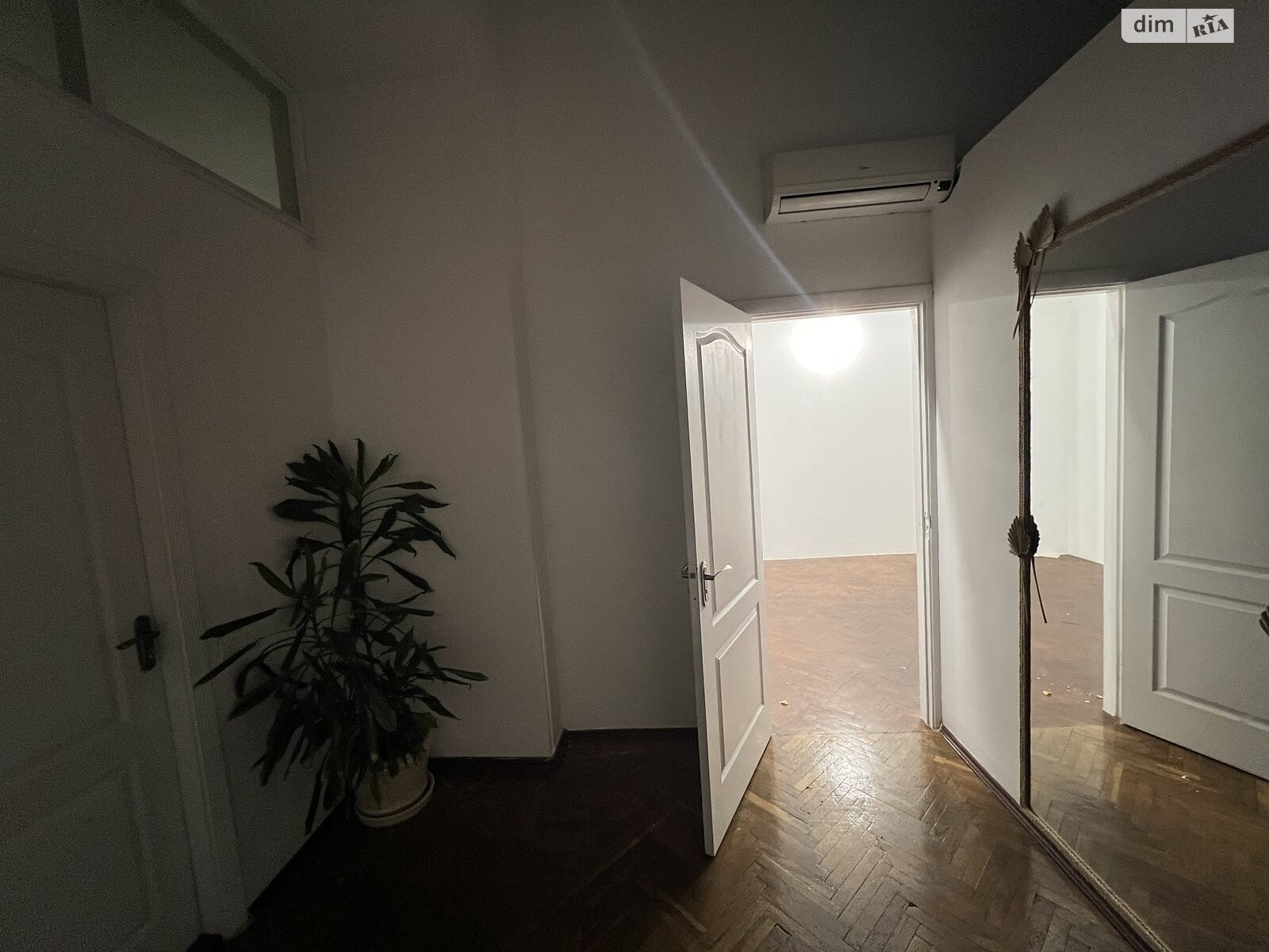 Аренда офисного помещения в Виннице, Освобождения улица 2, помещений - 1, этаж - 3 фото 1 Аренда офисного помещения в Виннице, Освобождения улица 2, помещений - 1, этаж - 3 фото 1