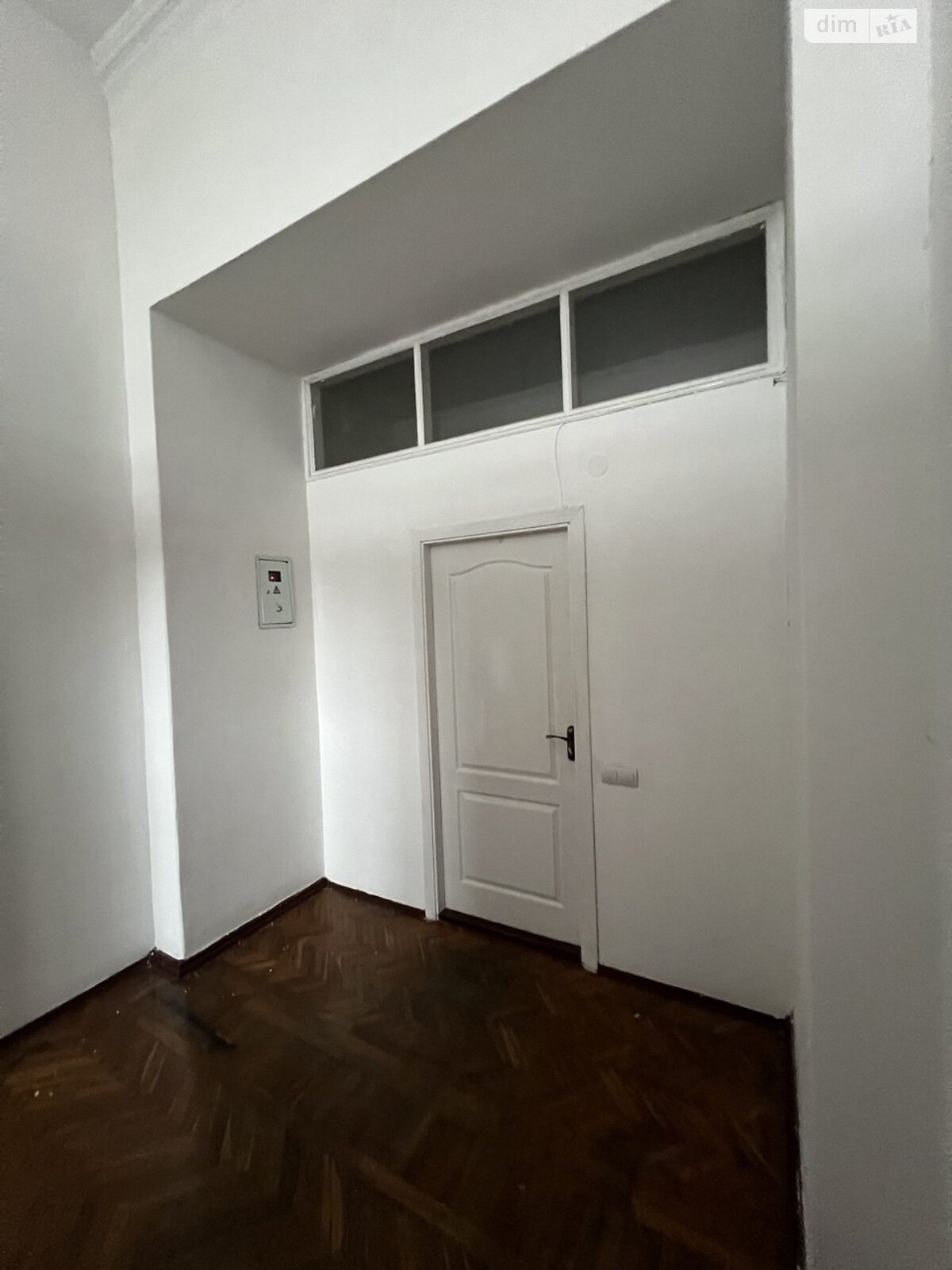 Оренда офісного приміщення в Вінниці, Визволення вулиця, приміщень - 1, поверх - 3 фото 1 Оренда офісного приміщення в Вінниці, Визволення вулиця, приміщень - 1, поверх - 3 фото 1