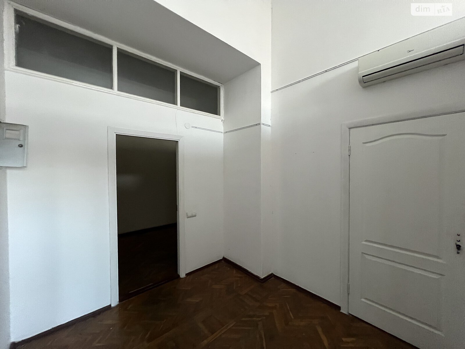 Аренда офисного помещения в Виннице, Освобождения улица 2, помещений - 1, этаж - 3 фото 1