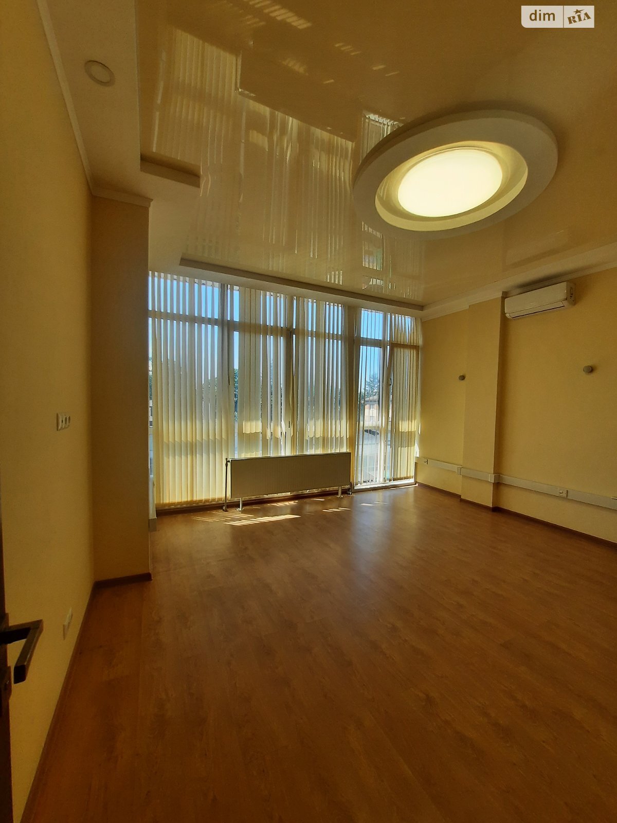 Оренда офісного приміщення в Вінниці, Оводова вулиця, приміщень - 5, поверх - 4 фото 1 Оренда офісного приміщення в Вінниці, Оводова вулиця, приміщень - 5, поверх - 4 фото 1