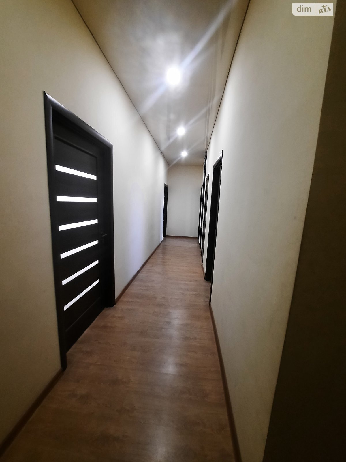 Оренда офісного приміщення в Вінниці, Оводова вулиця, приміщень - 5, поверх - 4 фото 1 Оренда офісного приміщення в Вінниці, Оводова вулиця, приміщень - 5, поверх - 4 фото 1