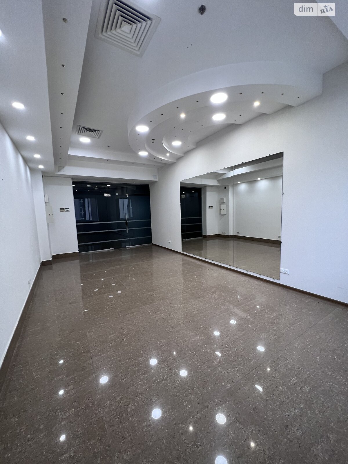 Оренда офісного приміщення в Вінниці, Пирогова вулиця, приміщень - 1, поверх - 3 фото 1 Оренда офісного приміщення в Вінниці, Пирогова вулиця, приміщень - 1, поверх - 3 фото 1