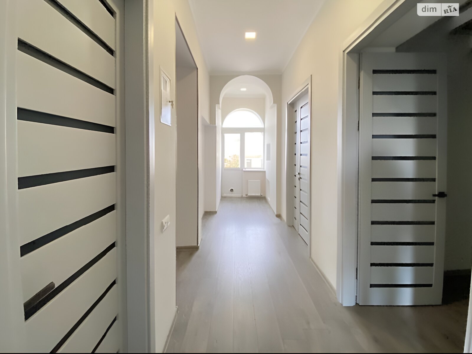 Оренда офісного приміщення в Вінниці, Соборна вулиця 81, приміщень - 3, поверх - 4 фото 1