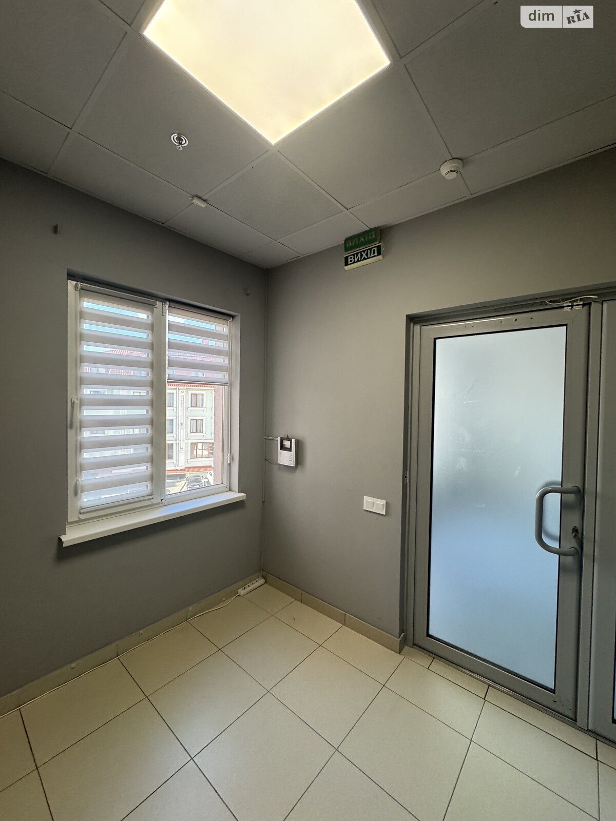 Аренда офисного помещения в Виннице, Соборная улица 24, помещений - 8, этаж - 3 фото 1 Аренда офисного помещения в Виннице, Соборная улица 24, помещений - 8, этаж - 3 фото 1