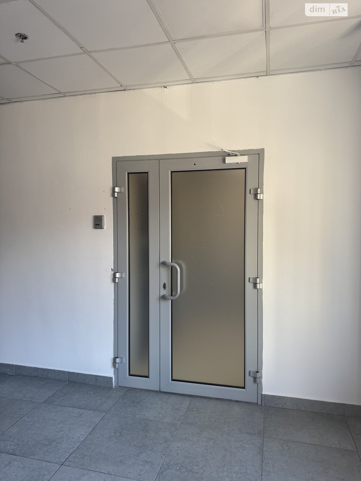 Аренда офисного помещения в Виннице, Соборная улица 24, помещений - 8, этаж - 3 фото 1 Аренда офисного помещения в Виннице, Соборная улица 24, помещений - 8, этаж - 3 фото 1