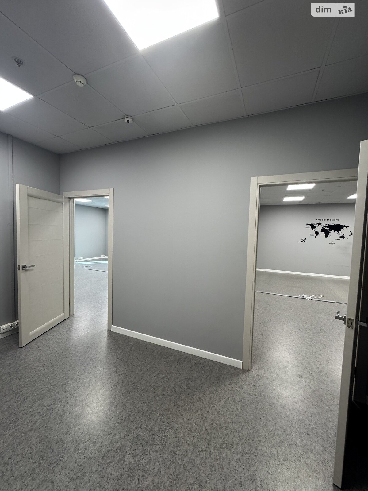 Аренда офисного помещения в Виннице, Соборная улица 24, помещений - 8, этаж - 3 фото 1 Аренда офисного помещения в Виннице, Соборная улица 24, помещений - 8, этаж - 3 фото 1