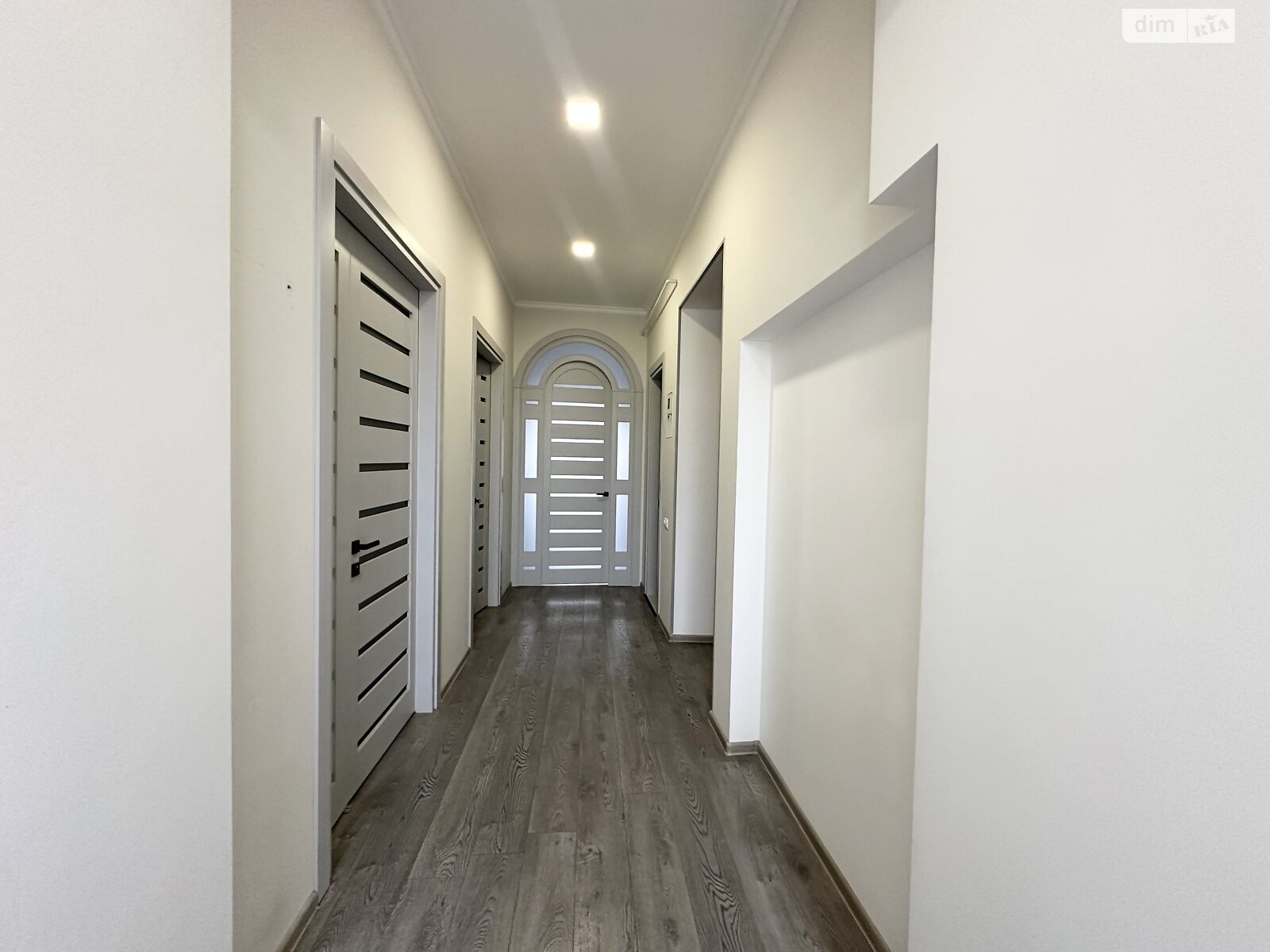 Оренда офісного приміщення в Вінниці, Соборна вулиця 81, приміщень - 1, поверх - 4 фото 1 Оренда офісного приміщення в Вінниці, Соборна вулиця 81, приміщень - 1, поверх - 4 фото 1