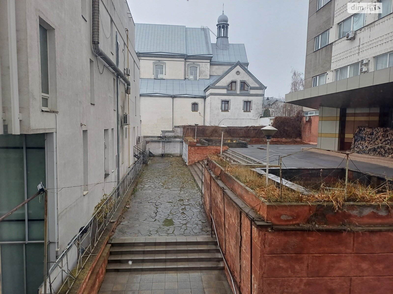 Аренда офисного помещения в Виннице, Соборная улица 8, помещений - 1, этаж - 2 фото 1 Аренда офисного помещения в Виннице, Соборная улица 8, помещений - 1, этаж - 2 фото 1