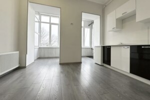 Аренда офисного помещения в Виннице, Соборная улица 81, помещений - 1, этаж - 4 фото 2 Аренда офисного помещения в Виннице, Соборная улица 81, помещений - 1, этаж - 4 фото 2