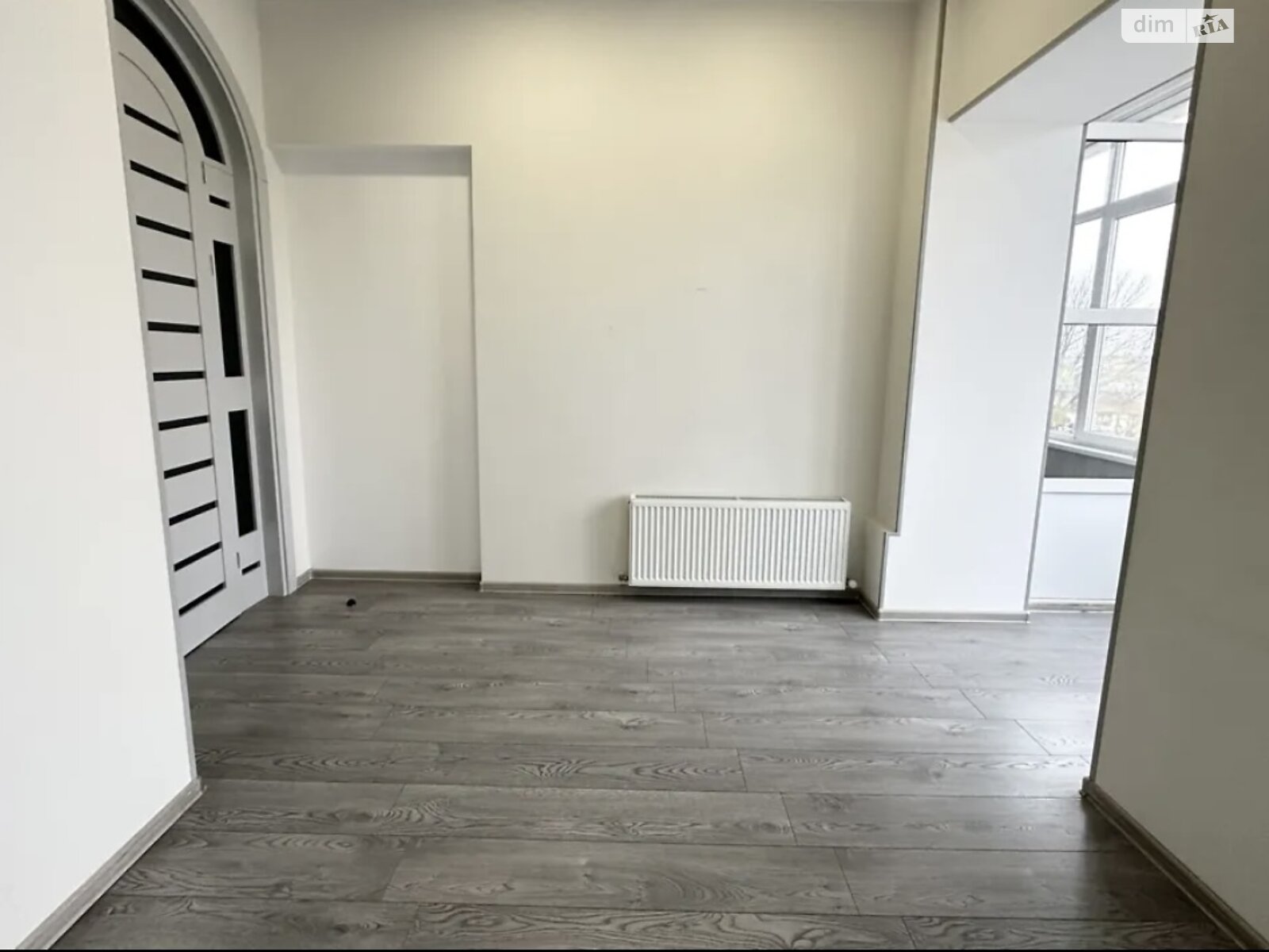 Аренда офисного помещения в Виннице, Соборная улица 81, помещений - 1, этаж - 4 фото 1 Аренда офисного помещения в Виннице, Соборная улица 81, помещений - 1, этаж - 4 фото 1