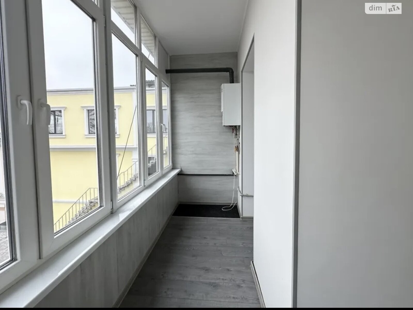 Аренда офисного помещения в Виннице, Соборная улица 81, помещений - 1, этаж - 4 фото 1 Аренда офисного помещения в Виннице, Соборная улица 81, помещений - 1, этаж - 4 фото 1