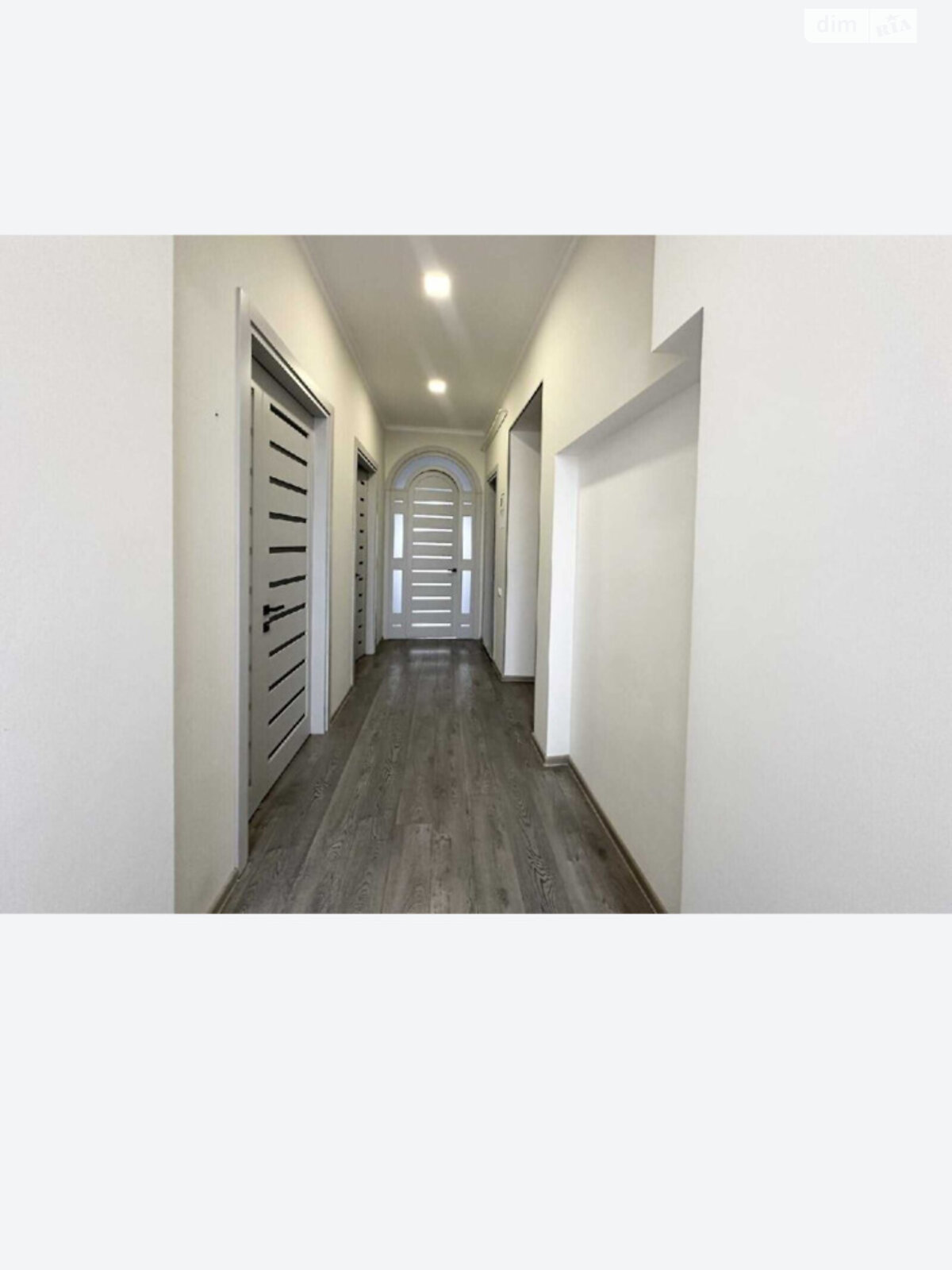 Аренда офисного помещения в Виннице, Соборная улица 81, помещений - 1, этаж - 4 фото 1 Аренда офисного помещения в Виннице, Соборная улица 81, помещений - 1, этаж - 4 фото 1