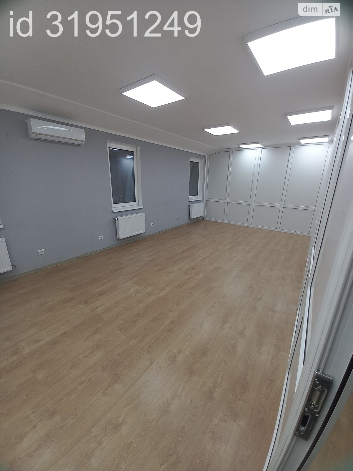 Аренда офисного помещения в Виннице, Театральная улица, помещений - 11, этаж - 1 фото 1