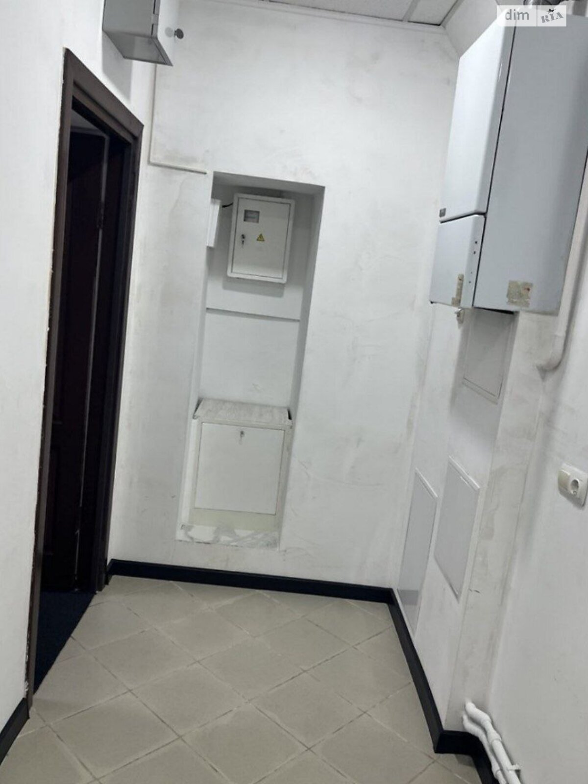 Оренда офісного приміщення в Вінниці, Владислава Городецького (Червоних Партизанів) вулиця, приміщень - 1, поверх - 1 фото 1 Оренда офісного приміщення в Вінниці, Владислава Городецького (Червоних Партизанів) вулиця, приміщень - 1, поверх - 1 фото 1