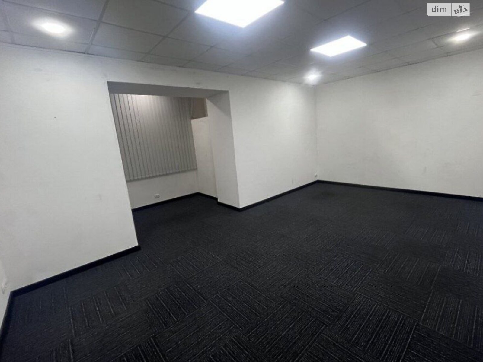 Оренда офісного приміщення в Вінниці, Владислава Городецького (Червоних Партизанів) вулиця, приміщень - 1, поверх - 1 фото 1 Оренда офісного приміщення в Вінниці, Владислава Городецького (Червоних Партизанів) вулиця, приміщень - 1, поверх - 1 фото 1