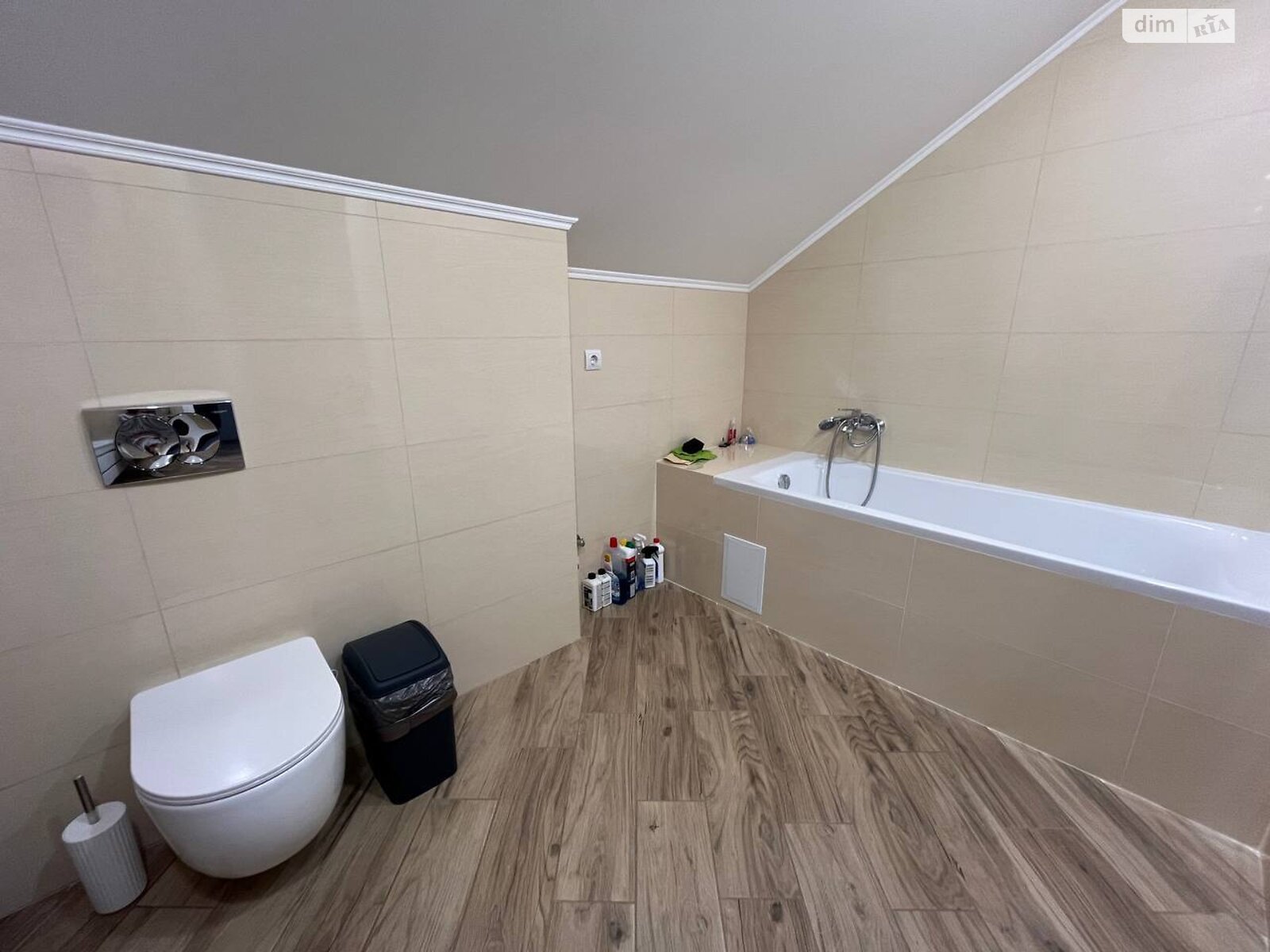 Оренда офісного приміщення в Вінниці, Марії Литвиненко-Вольгемут (Литвиненка) вулиця, приміщень - 6, поверх - 2 фото 1