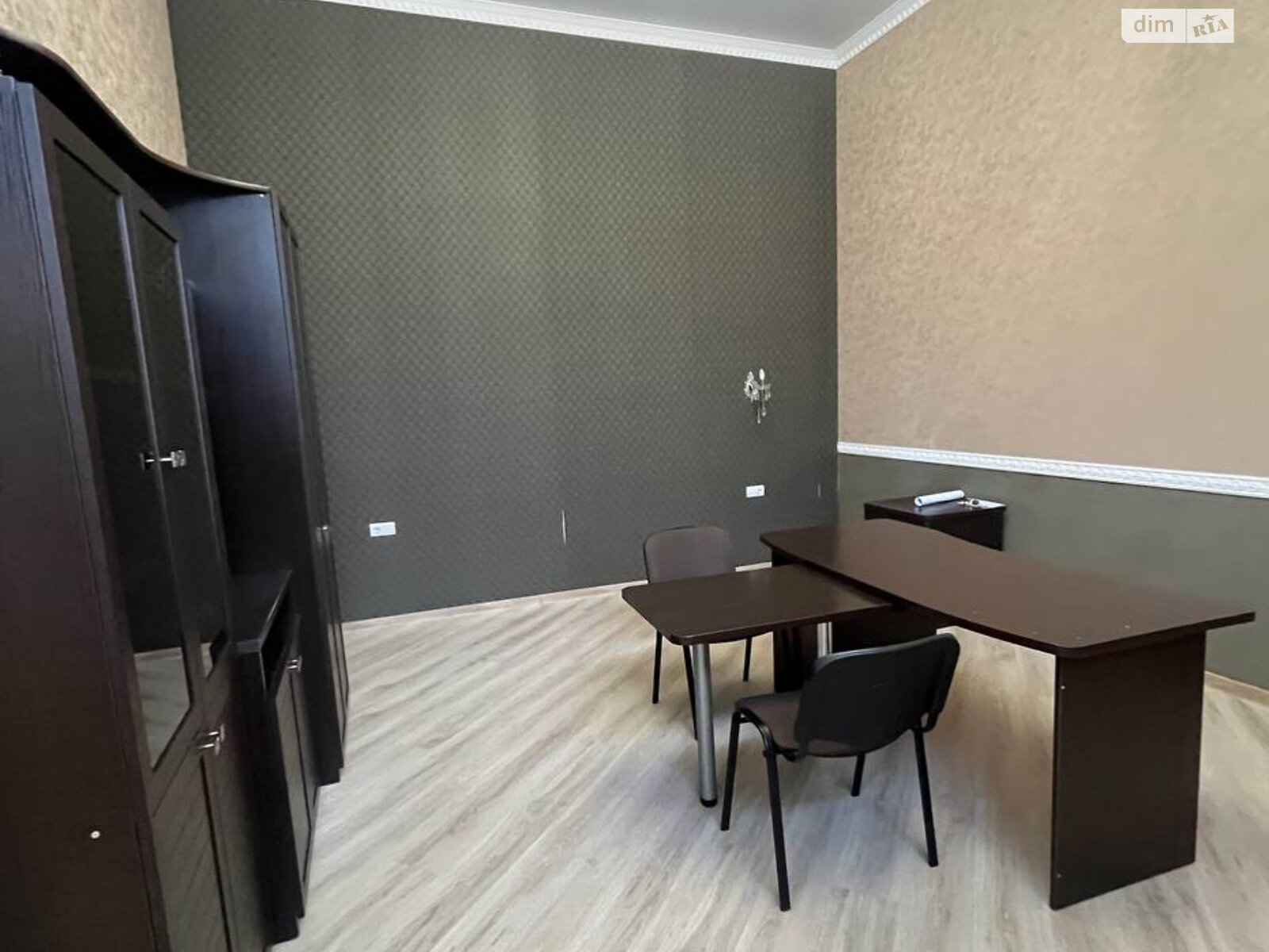 Оренда офісного приміщення в Вінниці, Марії Литвиненко-Вольгемут (Литвиненка) вулиця, приміщень - 6, поверх - 2 фото 1