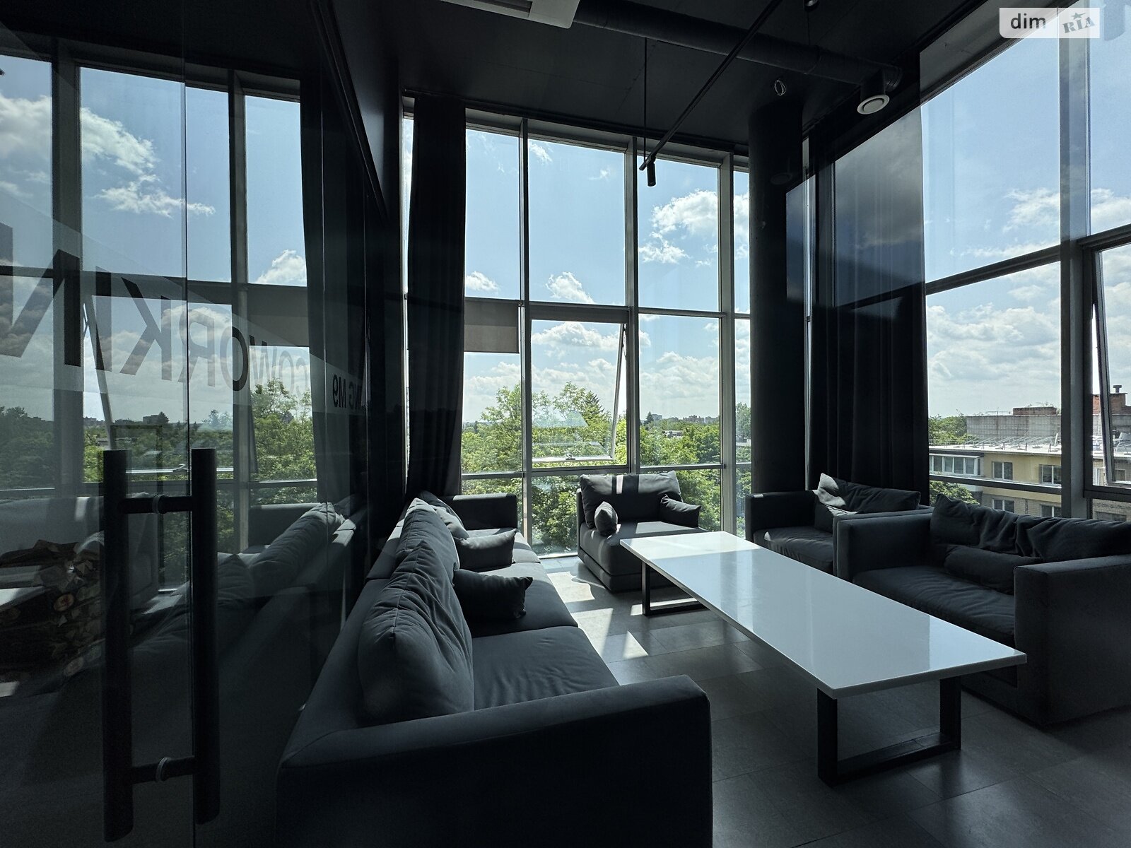 Аренда офисного помещения в Виннице, Хмельницкое шоссе 69/1, помещений - 1, этаж - 4 фото 1 Аренда офисного помещения в Виннице, Хмельницкое шоссе 69/1, помещений - 1, этаж - 4 фото 1