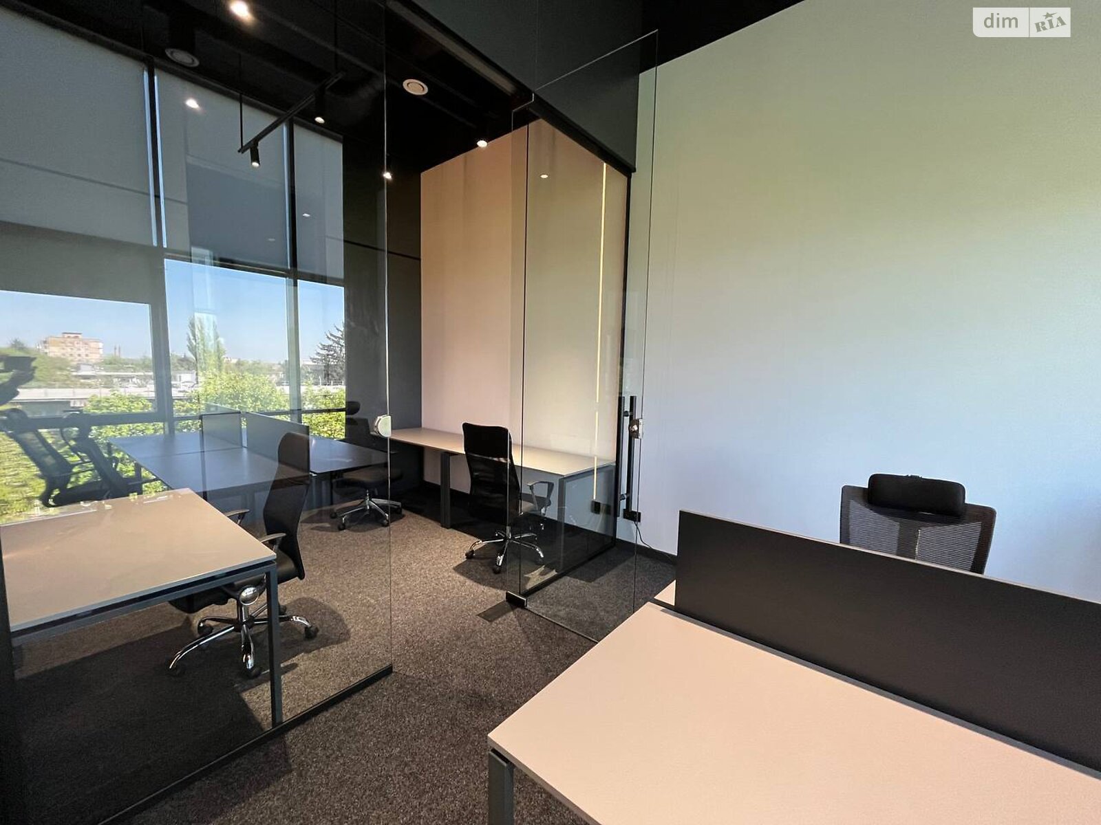 Аренда офисного помещения в Виннице, Хмельницкое шоссе 69/1, помещений - 1, этаж - 4 фото 1 Аренда офисного помещения в Виннице, Хмельницкое шоссе 69/1, помещений - 1, этаж - 4 фото 1
