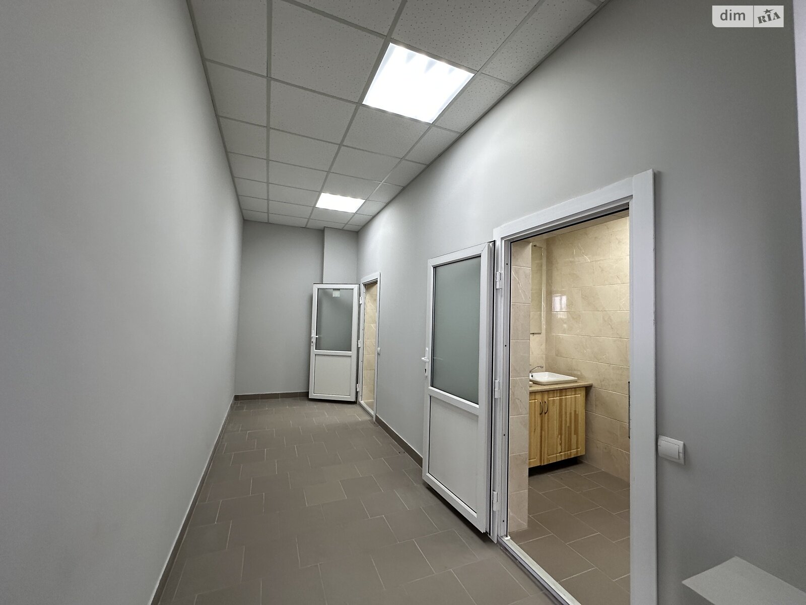 Аренда офисного помещения в Виннице, Хмельницкое шоссе, помещений - 1, этаж - 2 фото 1