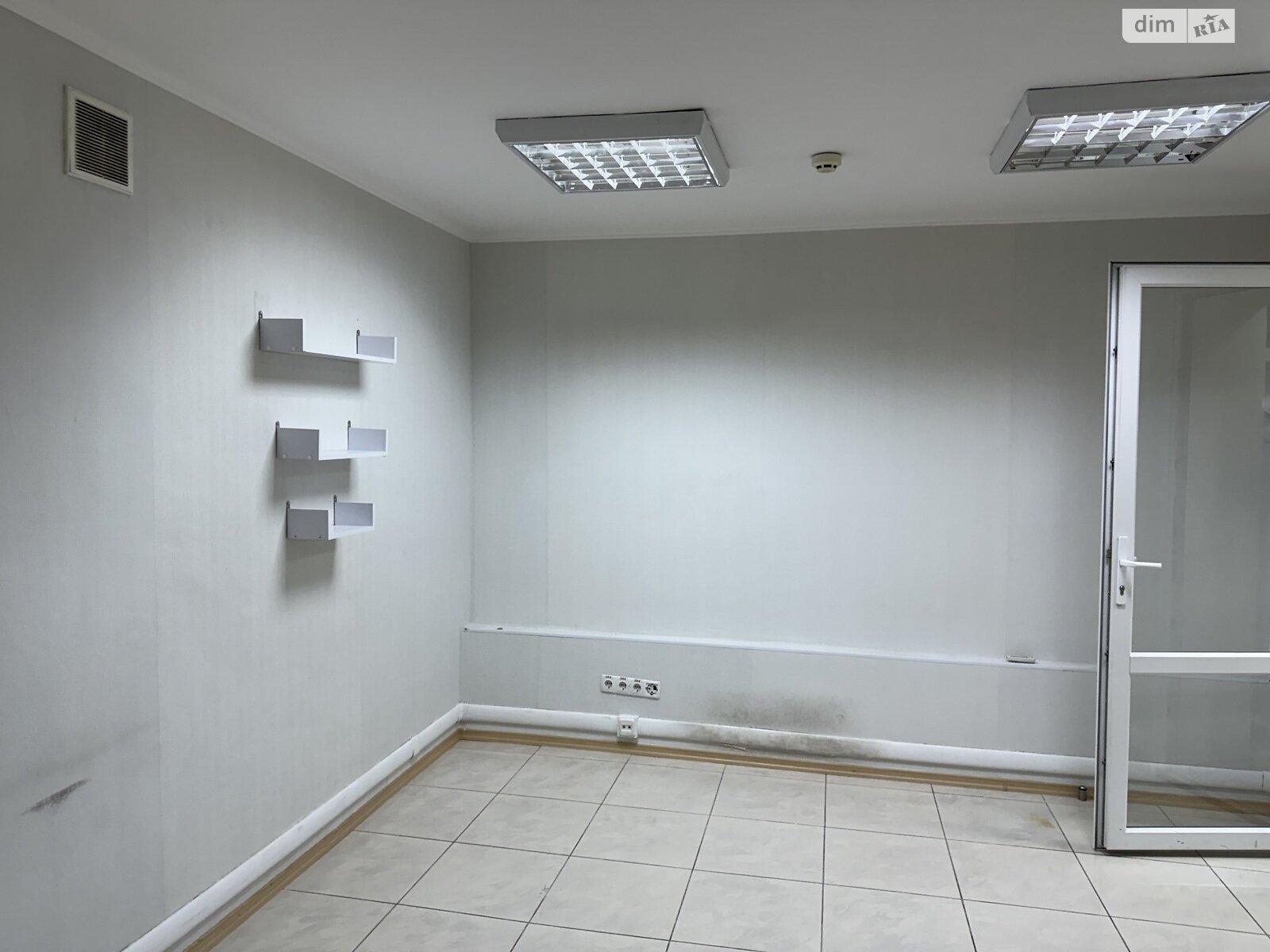 Оренда офісного приміщення в Вінниці, Келецька вулиця 61А, приміщень - 1, поверх - 1 фото 1 Оренда офісного приміщення в Вінниці, Келецька вулиця 61А, приміщень - 1, поверх - 1 фото 1