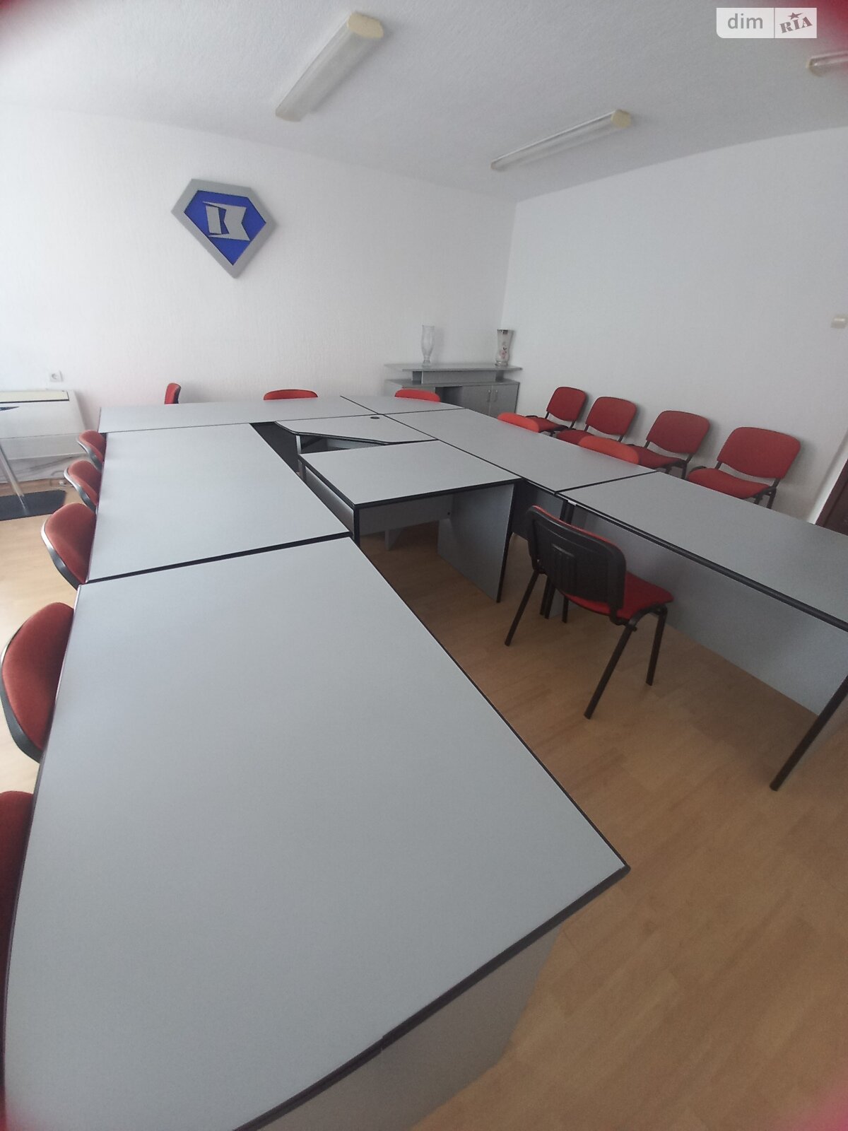 Оренда офісного приміщення в Вінниці, Келецька вулиця, приміщень - 2, поверх - 3 фото 1 Оренда офісного приміщення в Вінниці, Келецька вулиця, приміщень - 2, поверх - 3 фото 1