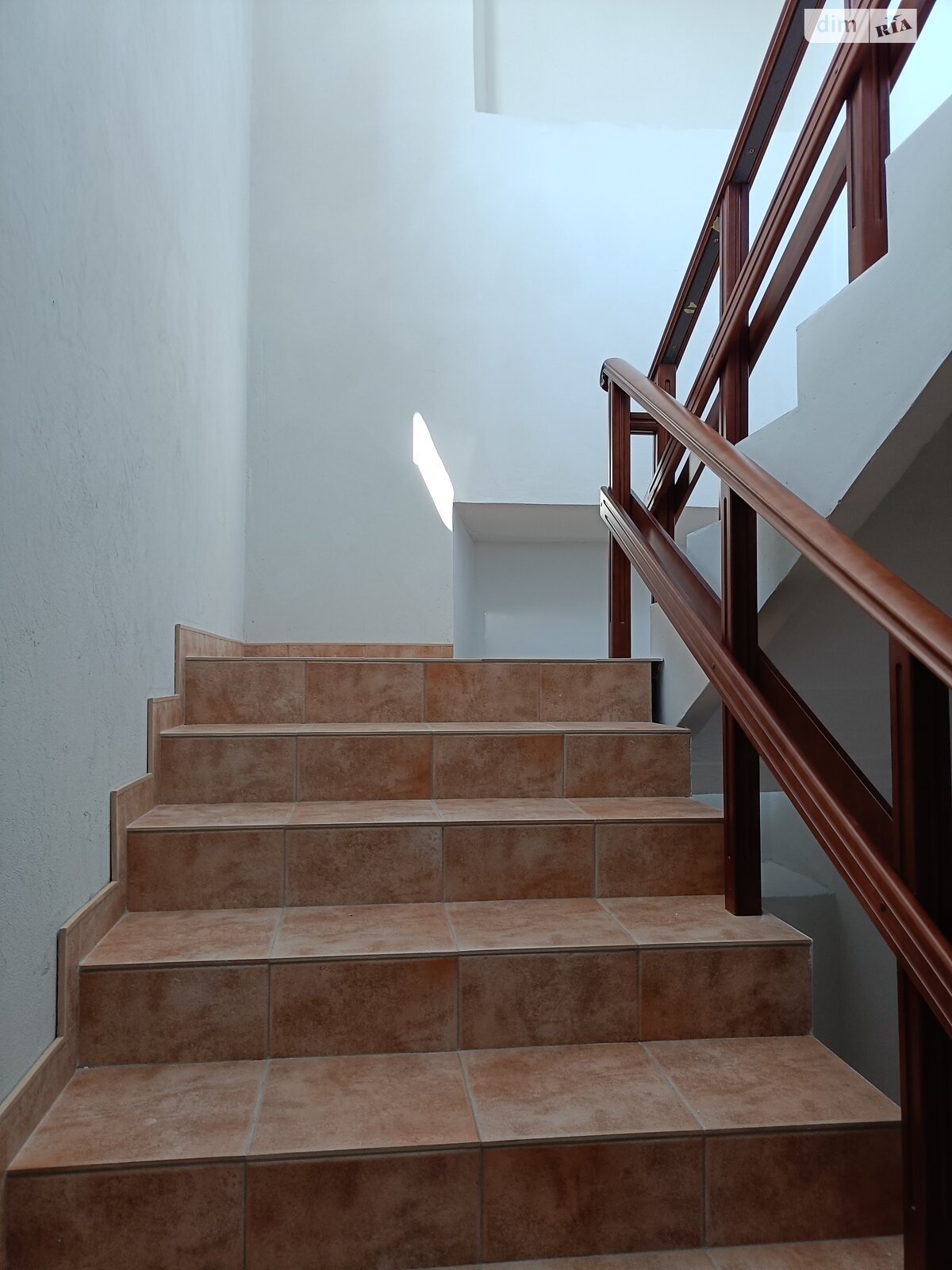 Оренда офісного приміщення в Вінниці, Шимка Максима вулиця 15А, приміщень - 8, поверх - 3 фото 1 Оренда офісного приміщення в Вінниці, Шимка Максима вулиця 15А, приміщень - 8, поверх - 3 фото 1