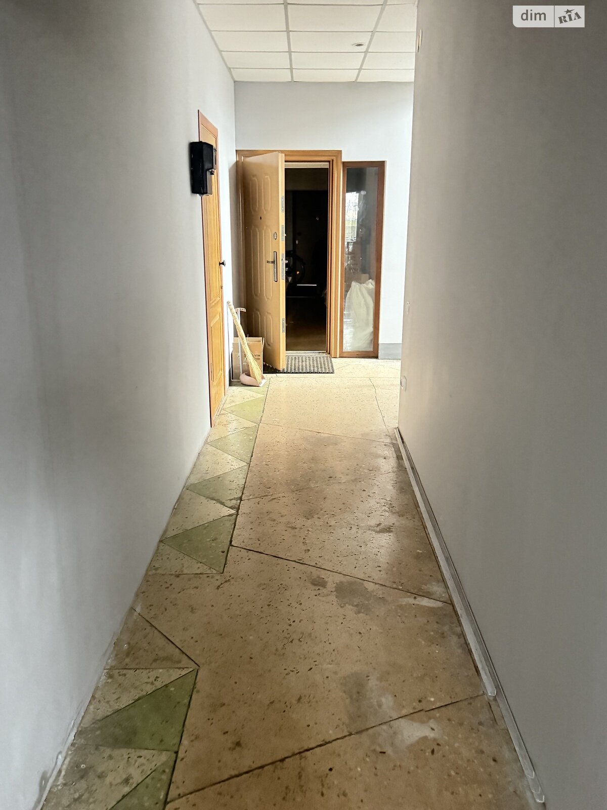 Аренда офисного помещения в Виннице, Гонты улица, помещений - 1, этаж - 1 фото 1 Аренда офисного помещения в Виннице, Гонты улица, помещений - 1, этаж - 1 фото 1