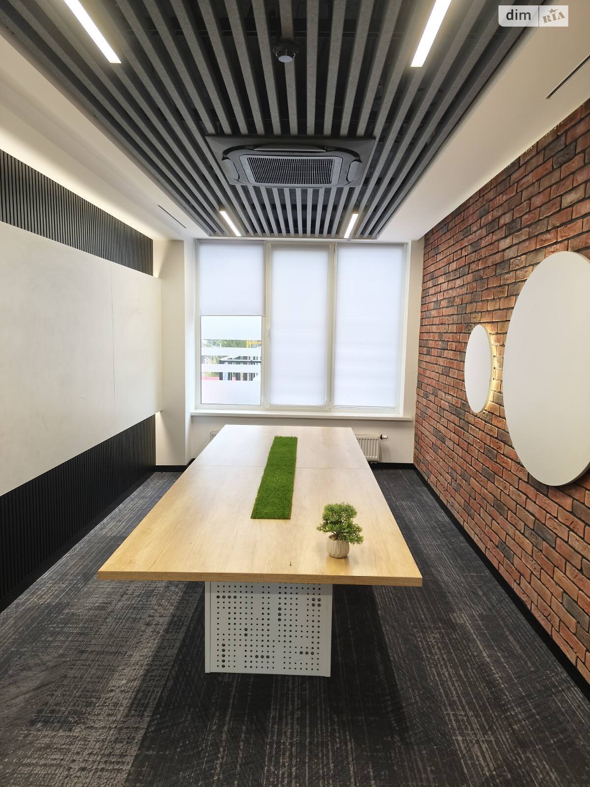 Оренда офісного приміщення в Вінниці, Київська вулиця, приміщень - 8, поверх - 5 фото 1 Оренда офісного приміщення в Вінниці, Київська вулиця, приміщень - 8, поверх - 5 фото 1