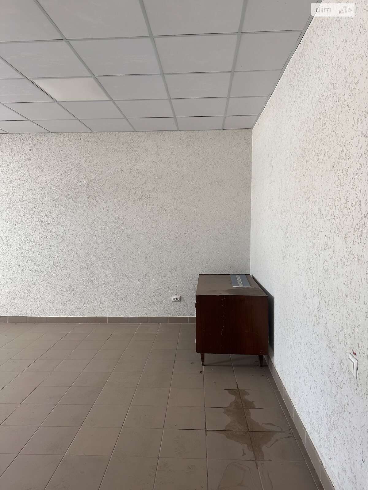 Аренда офисного помещения в Виннице, Левка Лукьяненко (Ватутина) улица 143, помещений -, этаж - 2 фото 1