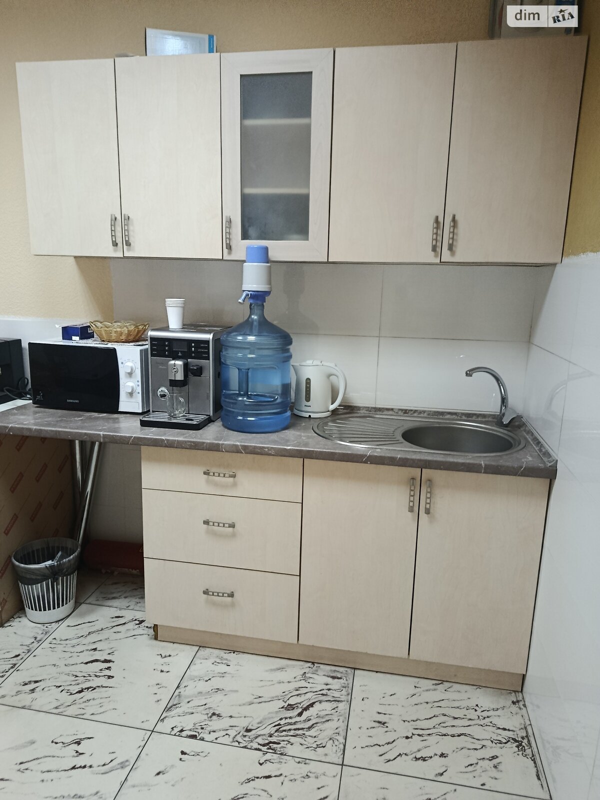 Аренда офисного помещения в Вишневом, Молодёжная (Пионерская) улица 16А, помещений - фото 1