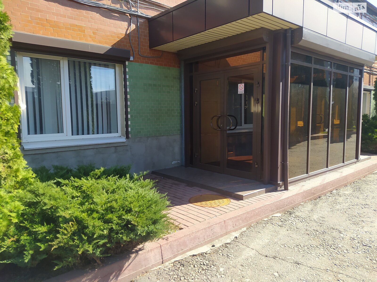 Оренда офісного приміщення в Вишневому, В’ячеслава Чорновола вулиця 41, приміщень - 2, поверх - 1 фото 1 Оренда офісного приміщення в Вишневому, В’ячеслава Чорновола вулиця 41, приміщень - 2, поверх - 1 фото 1