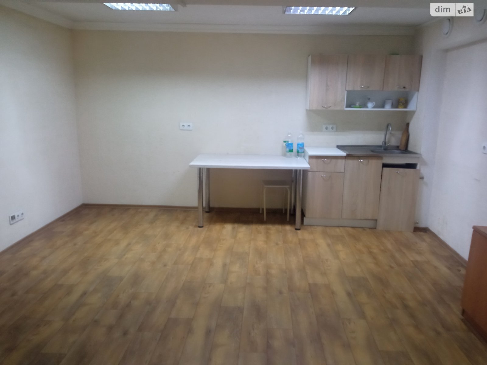 Оренда офісного приміщення в Запоріжжі, Жуковського вулиця 61, приміщень -, поверх - 1 фото 1