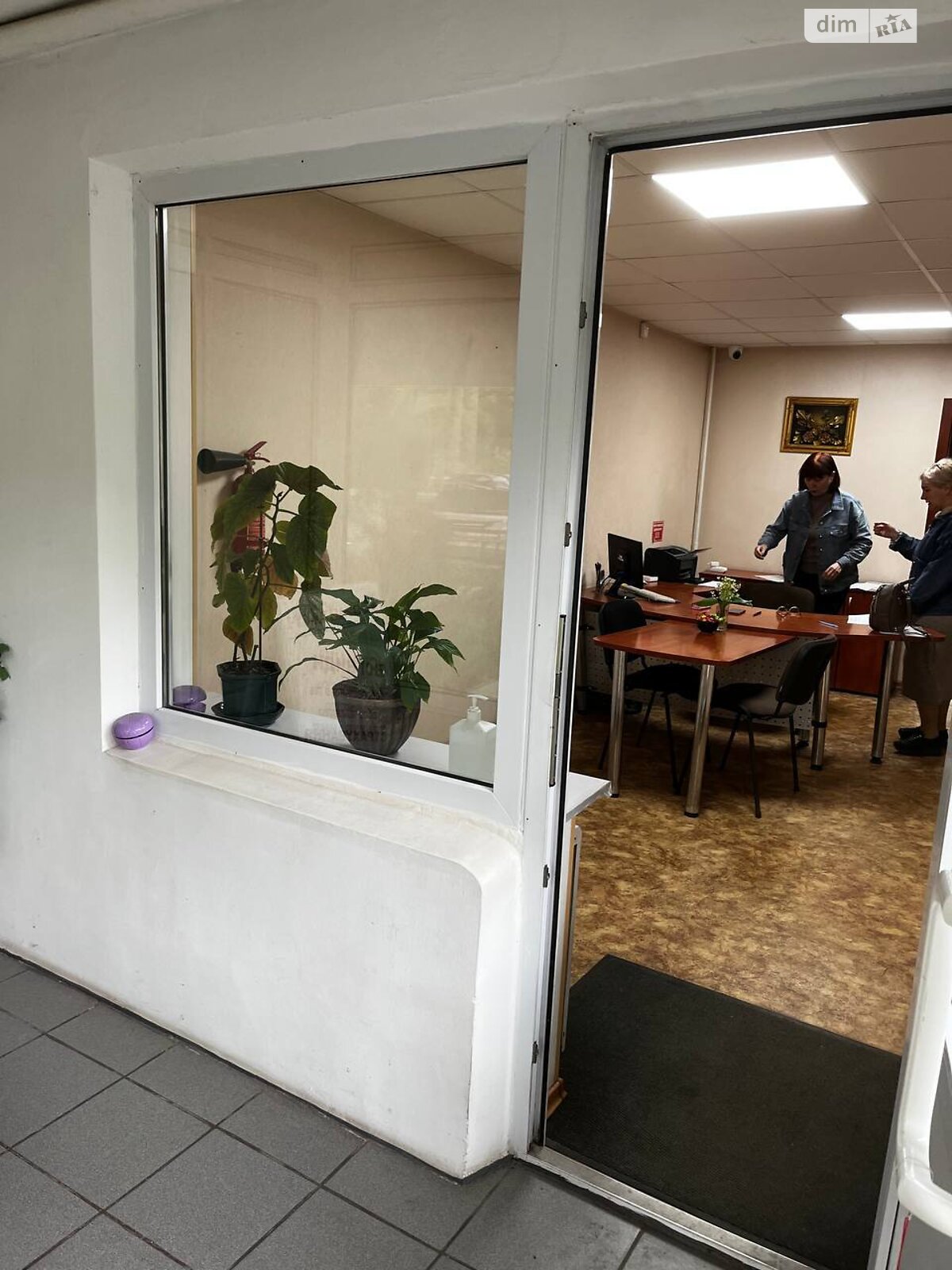Оренда офісного приміщення в Запоріжжі, Історична вулиця 22, приміщень - 8, поверх - 1 фото 1 Оренда офісного приміщення в Запоріжжі, Історична вулиця 22, приміщень - 8, поверх - 1 фото 1