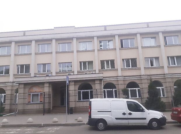 Аренда офисного здания в Киеве, Степана Бандеры проспект 5, помещений - 14, этажей - 3 фото 1 Аренда офисного здания в Киеве, Степана Бандеры проспект 5, помещений - 14, этажей - 3 фото 1