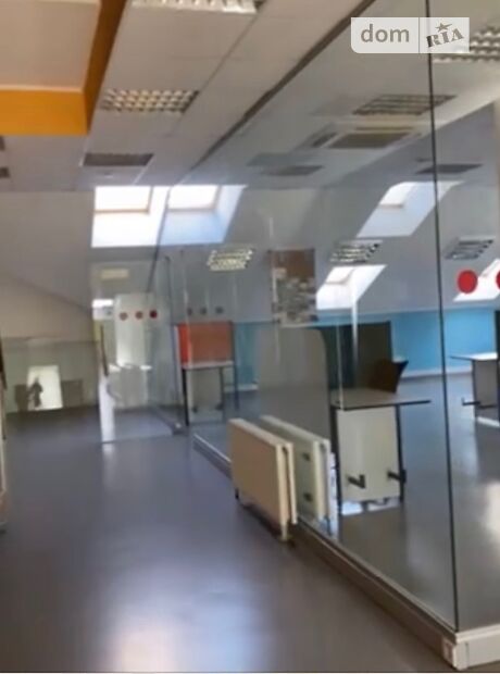 Оренда офісної будівлі в Луцьку, Словацького вулиця 7, приміщень - 4, поверхів - 4 фото 1 Оренда офісної будівлі в Луцьку, Словацького вулиця 7, приміщень - 4, поверхів - 4 фото 1
