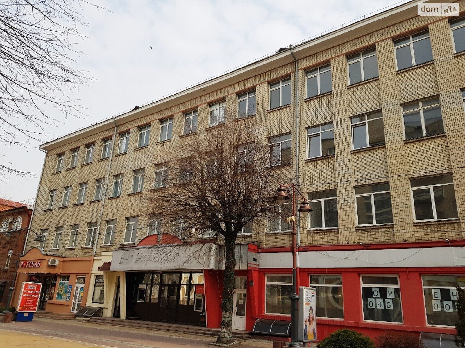 Аренда офисного помещения в Хмельницком, Проскуровская улица, помещений - 1, этаж - 3 фото 1