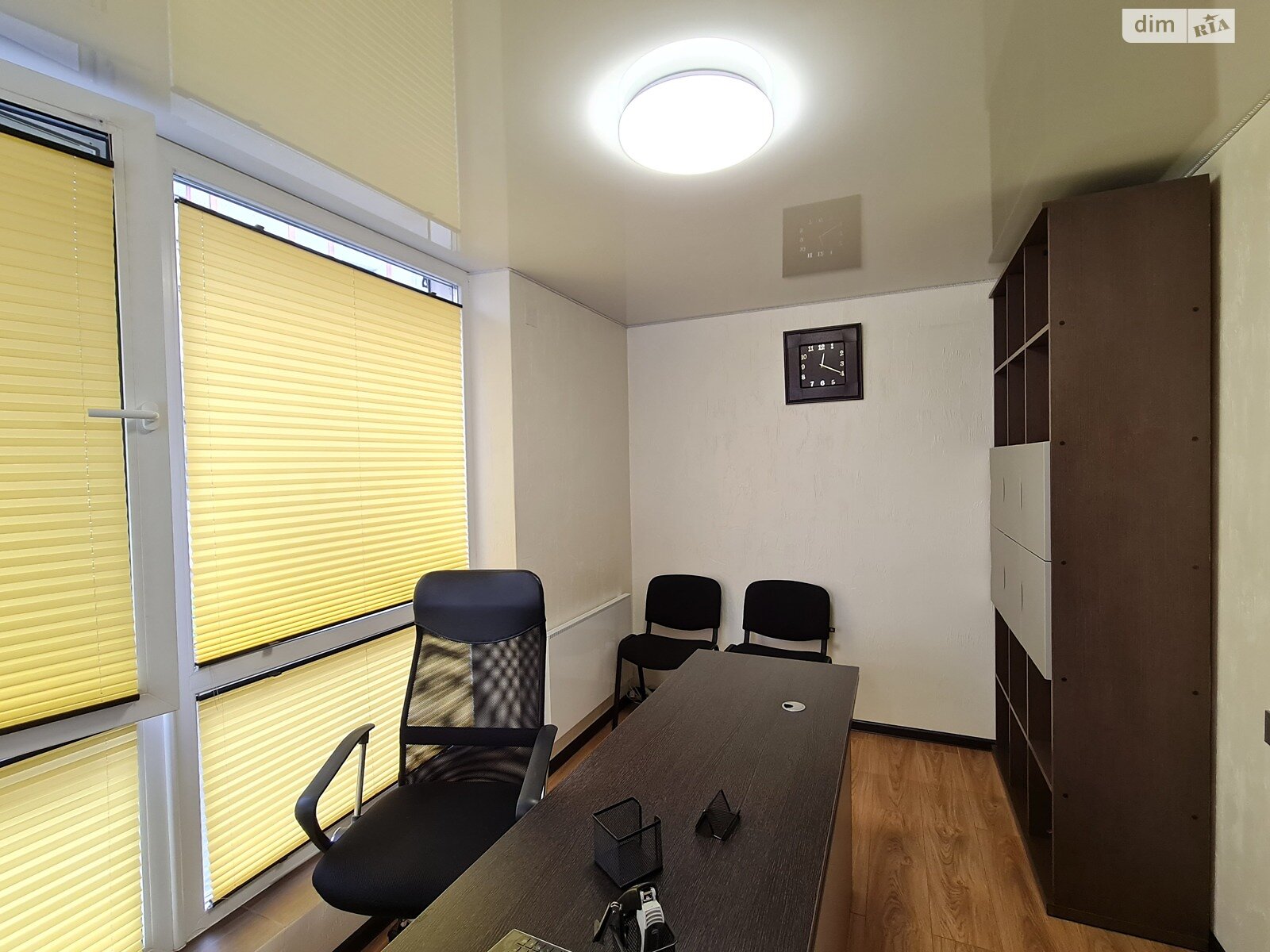 Аренда офисного помещения в Хмельницком, Степана Бандеры улица, помещений - 5, этаж - 1 фото 1