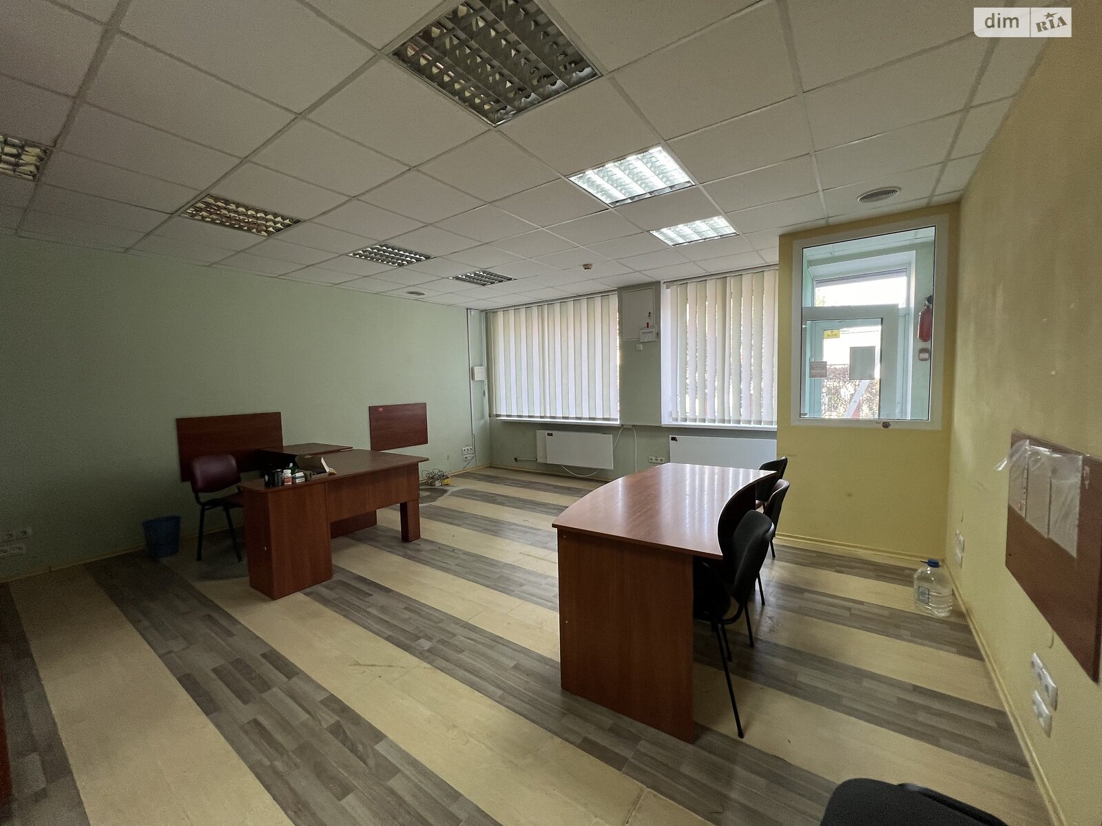 Оренда офісного приміщення в Хмельницькому, Проїзний провулок 10, приміщень - 2, поверх - 1 фото 1 Оренда офісного приміщення в Хмельницькому, Проїзний провулок 10, приміщень - 2, поверх - 1 фото 1