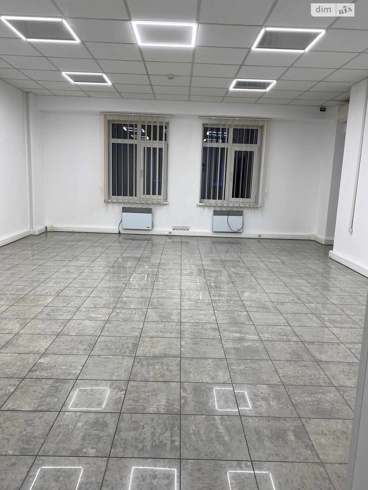 Оренда офісного приміщення в Києві, Лєскова вулиця, приміщень - 3, поверх - 4 фото 1 Оренда офісного приміщення в Києві, Лєскова вулиця, приміщень - 3, поверх - 4 фото 1