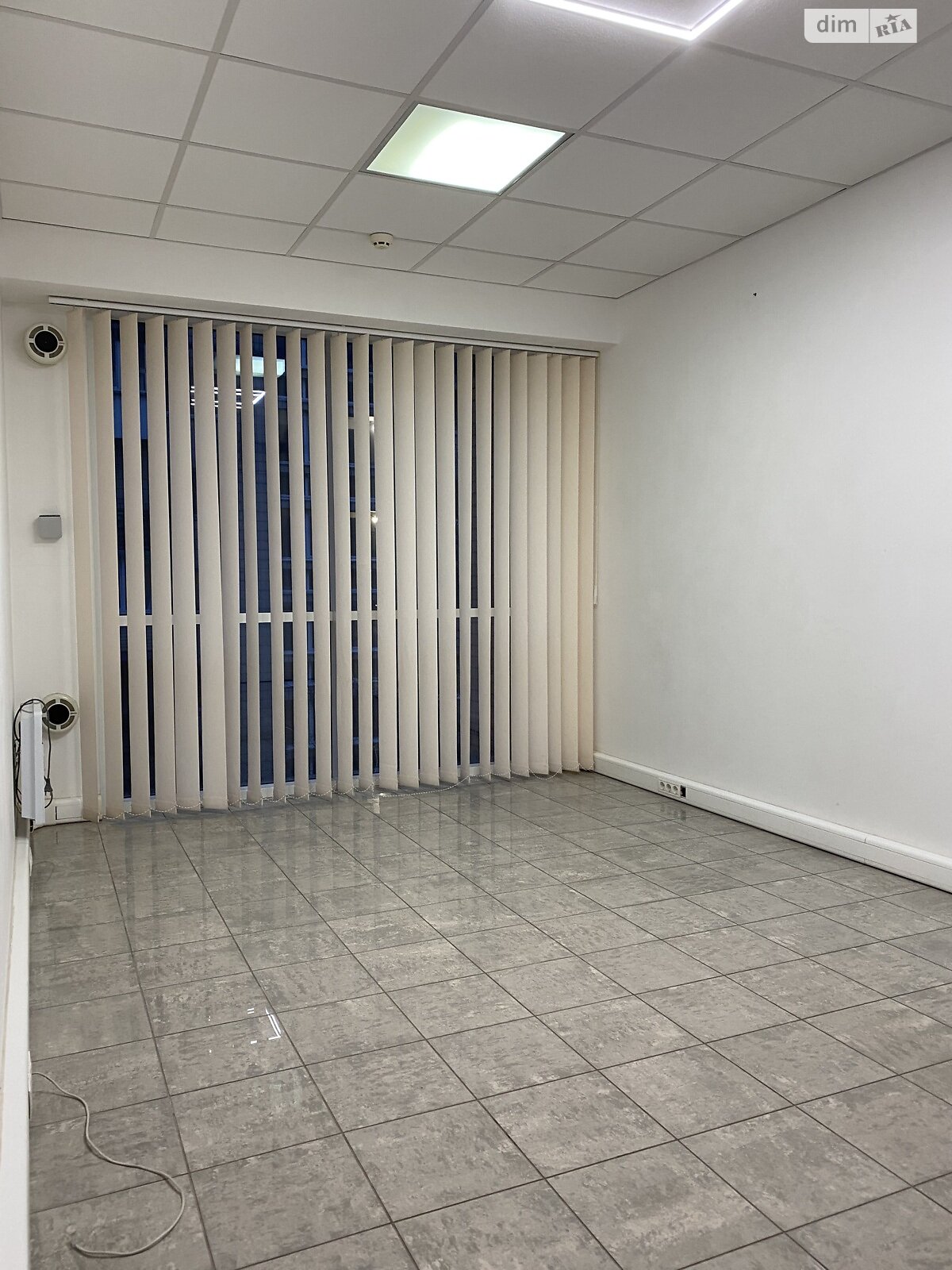Оренда офісного приміщення в Києві, Лєскова вулиця, приміщень - 3, поверх - 4 фото 1 Оренда офісного приміщення в Києві, Лєскова вулиця, приміщень - 3, поверх - 4 фото 1