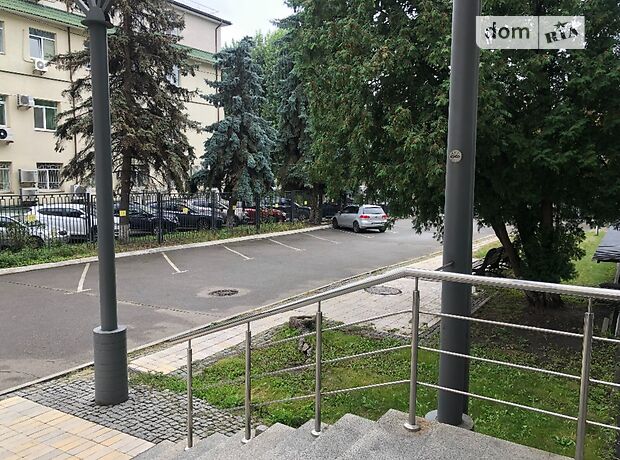 Аренда офисного помещения в Киеве, (Мельникова) Іллєнка Юрія, помещений - 1, этаж - 3 фото 1 Аренда офисного помещения в Киеве, (Мельникова) Іллєнка Юрія, помещений - 1, этаж - 3 фото 1